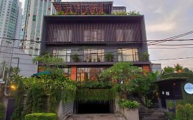 La Boheme, Rooms And Coffee Hotel 3*